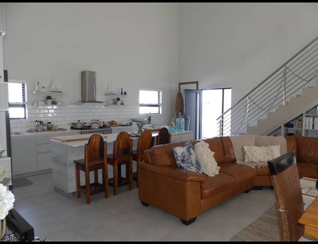3 BEDROOM HOUSE FOR SALE IN SANDY POINT